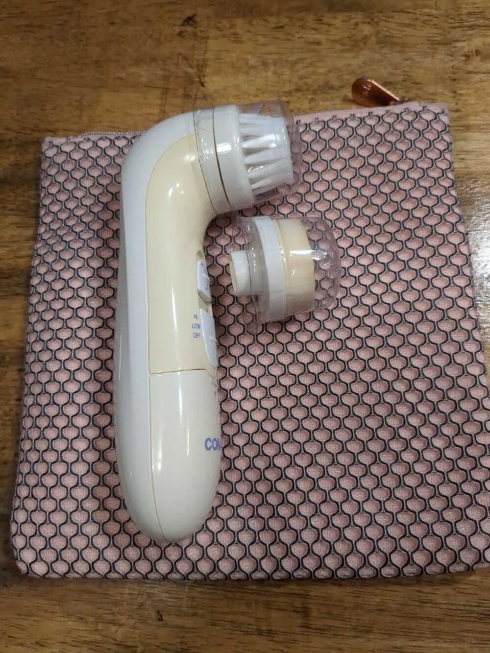 Conair Electric Facial & Body Cleansing Brush (Battery Operated)